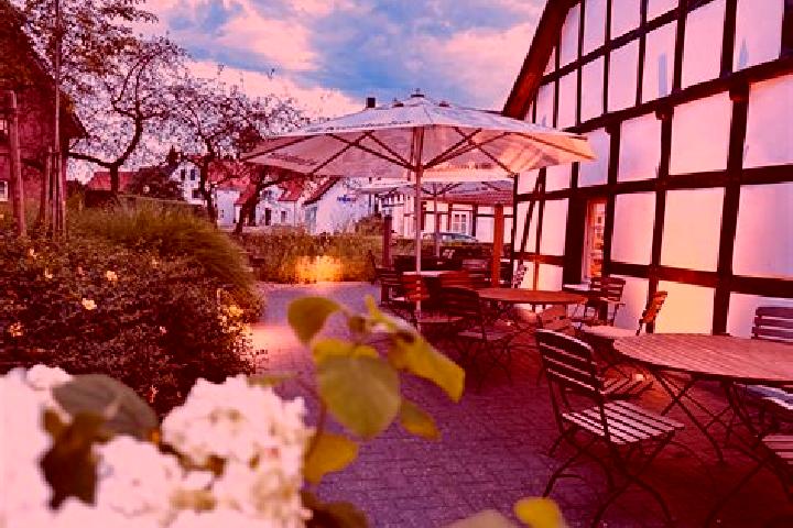 Avery, 23 — Escort in Langenbrettach, Germany