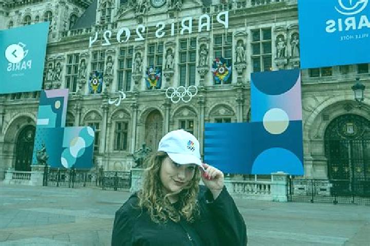 Avery, 23 — Escort in Paris, United States
