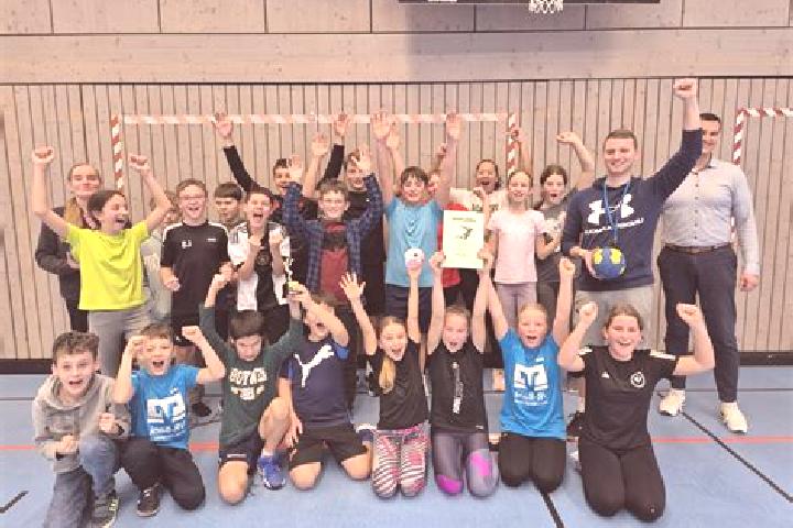 Avery, 24, a black blue-eyed latina companion based in Landau an der Isar. Offering Striptease, Prostate Massage, 69, Erotic Massage. Available for incall an...