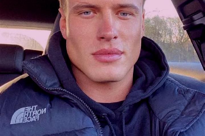 Avery, 24, a blonde dark-eyed slavic companion based in Hofamt Priel. Offering Deep French Kissing, Striptease, Duos. Available for incall and outcall, overn...