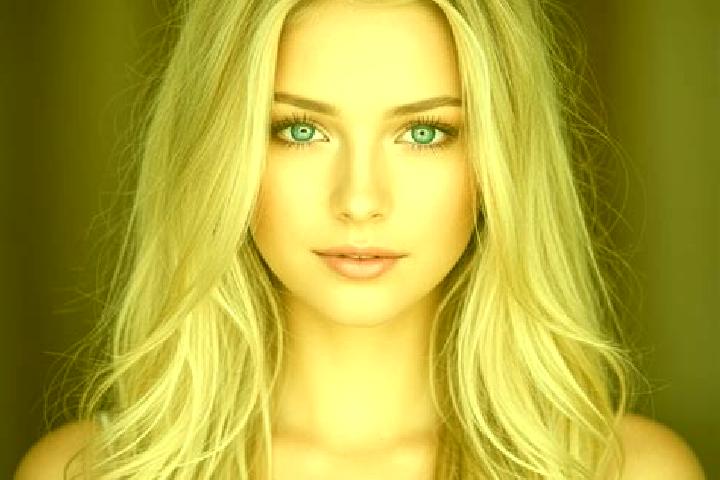 Avery, 24, a blonde hazel-eyed mixed companion based in Marco. Offering GFE, Couples, Erotic Massage, Prostate Massage, Fetish. Available for incall and outc...