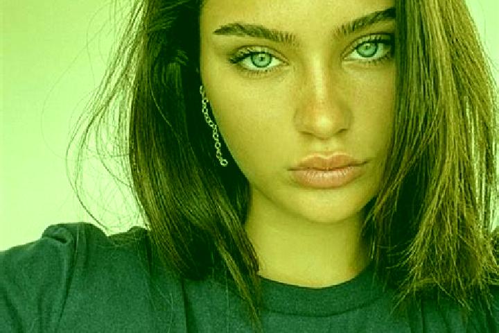Avery, 24, a brunette dark-eyed european companion based in Vinicne Sumice. Offering Travel Companion, BDSM, 69. Available for incall and outcall, overnight ...