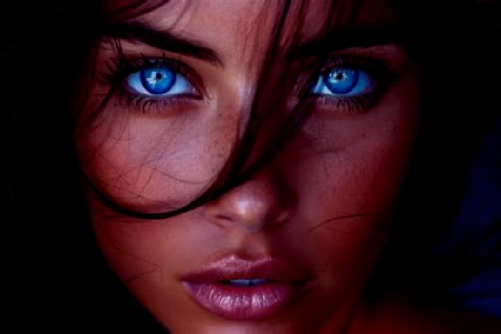 Avery, 24, a chestnut blue-eyed middle eastern companion based in Hillcrest Village. Offering Fetish, Tantra, Deep French Kissing. Available for incall and o...