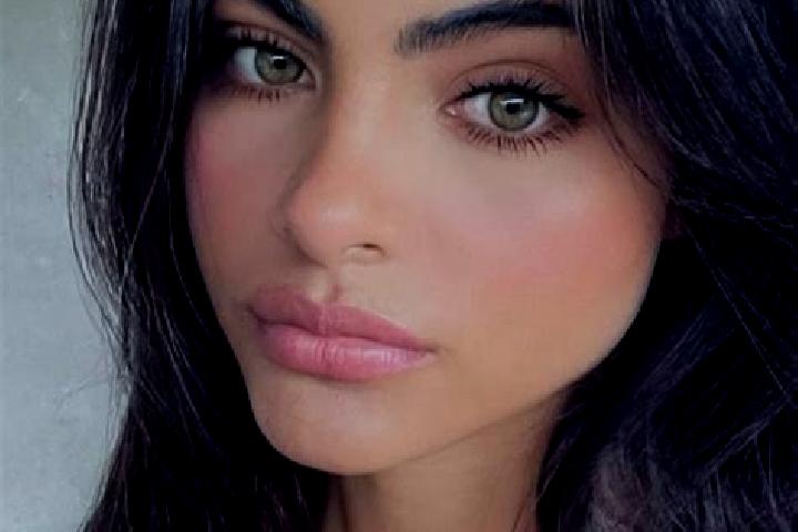 Avery, 24, a chestnut hazel-eyed indian companion based in Santiago Huajolotitlan. Offering Erotic Massage, 69, Domination. Available for incall and outcall,...