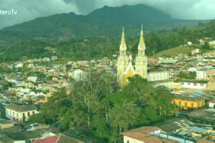Avery, 24 — Escort in Macanal, Colombia