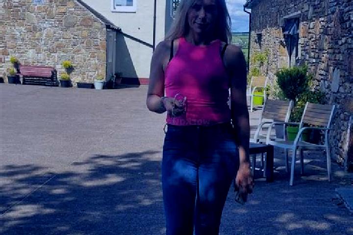 Avery, 24 — Escort in Riverstick, Ireland