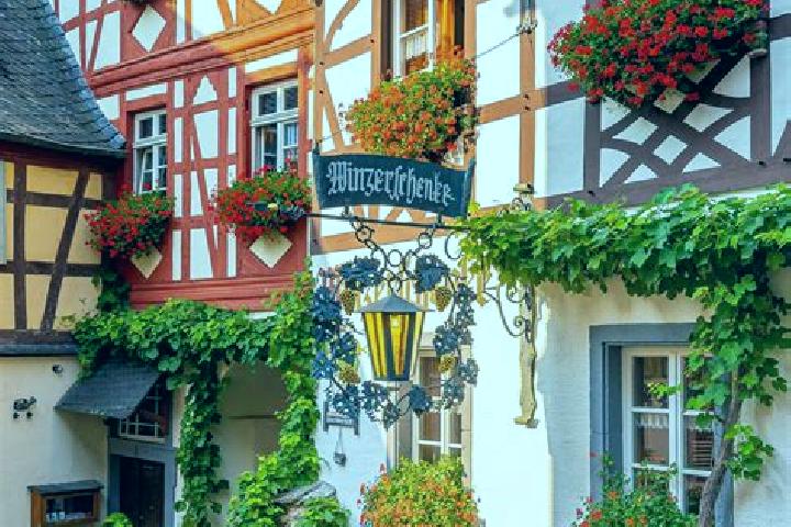 Avery, 24 — Escort in Welmbuttel, Germany