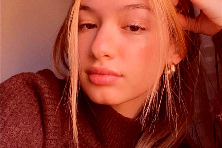 Avery, 25, a blonde brown-eyed middle eastern companion based in Margina. Offering CIM, 69, GFE, Domination. Available for incall and outcall, day and evenin...