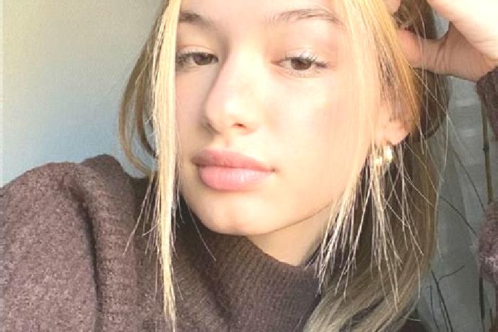 Avery, 25, a blonde brown-eyed mixed companion based in Hangu. Offering GFE, Fetish, Prostate Massage. Available for incall and outcall, overnight bookings a...