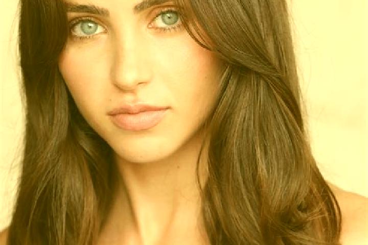 Avery, 25, a brunette brown-eyed ebony companion based in Caihua. Offering CIM, Striptease, Roleplay, A-Level, Fetish. Available for incall and outcall, day ...