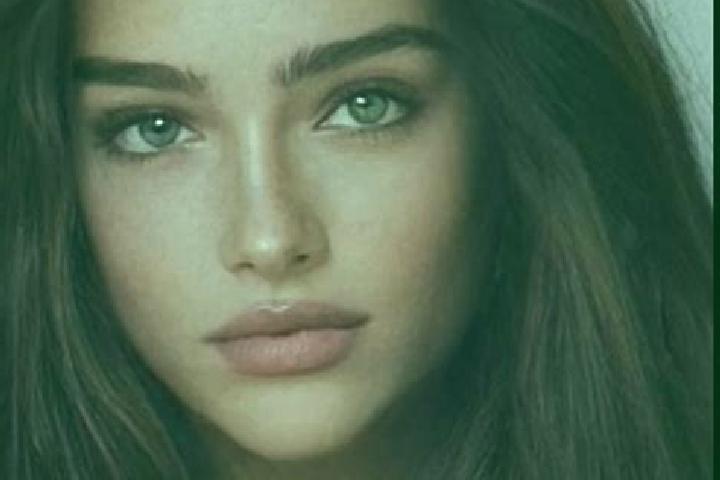 Avery, 25, a chestnut grey-eyed caucasian companion based in Copala. Offering Overnight, Girlfriend Experience, Roleplay. Available for incall and outcall, d...