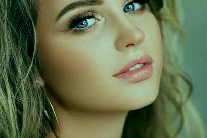 Avery, 25, a dark blonde blue-eyed caucasian companion based in Talquian. Offering Dinner Date, Party Girl, Striptease. Available for incall and outcall, ove...