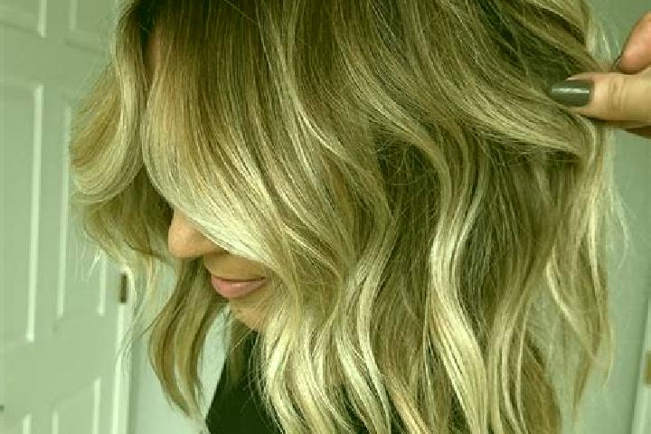 Avery, 25, a dark blonde dark-eyed ebony companion based in Sovere. Offering CIM, GFE, OWO. Available for incall and outcall, day and evening dates.