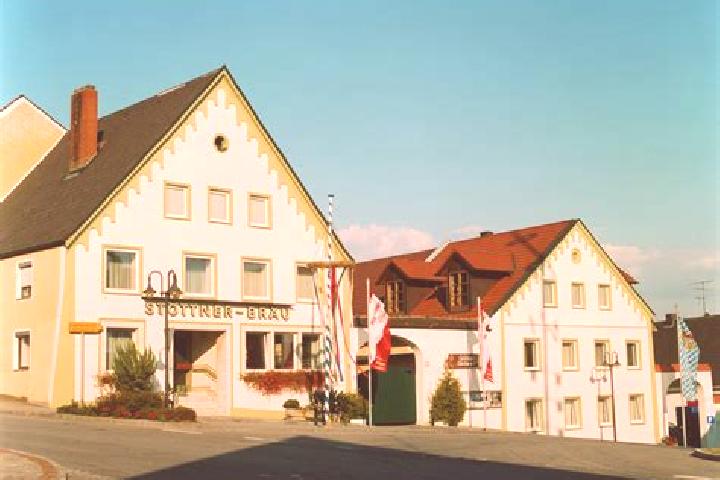 Avery, 25 — Escort in Albertshofen, Germany