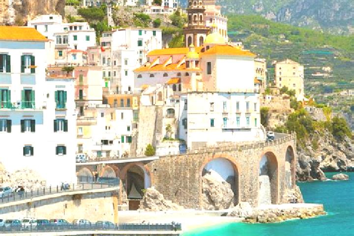 Avery, 25 — Escort in Castion, Italy
