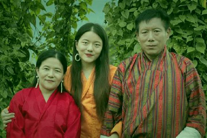 Avery, 25 — Escort in Daifam, Bhutan