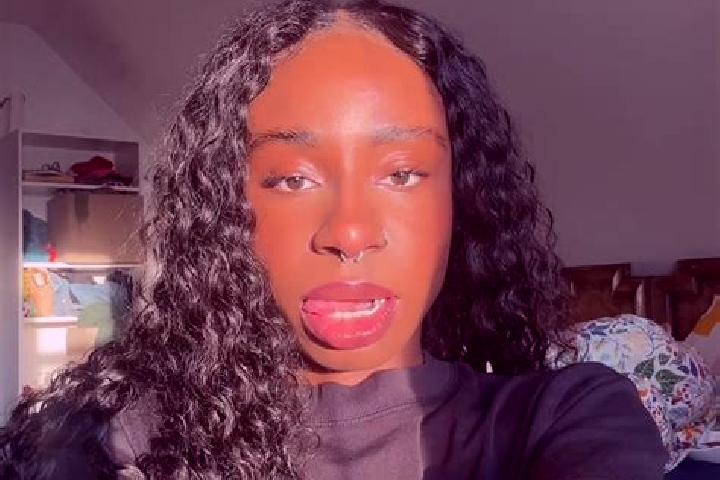 Avery, 25 — Escort in Daja, Indonesia