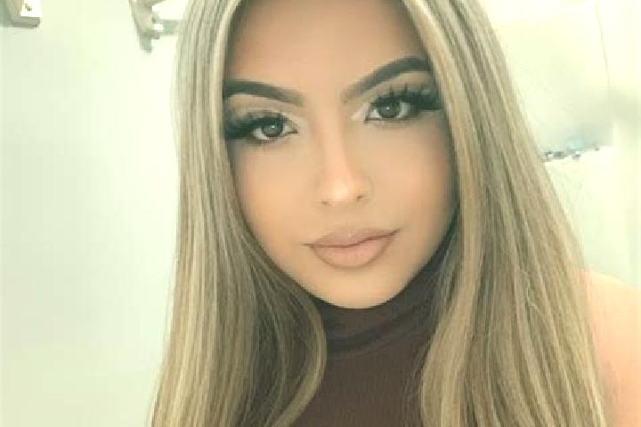 Avery, 26, a blonde brown-eyed latina companion based in Fushui. Offering Couples, Tantra, Massage, Duos. Available for incall and outcall, overnight booking...