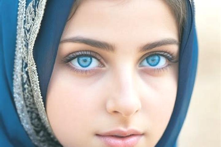 Avery, 26, a chestnut blue-eyed middle eastern companion based in Santa Barbara de Casa. Offering Duos, CIM, A-Level, Tantra. Available for incall and outcal...