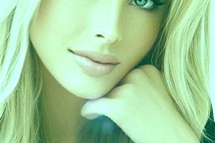 Avery, 26, a dark blonde blue-eyed caucasian companion based in Bandhgora. Offering Striptease, 69, Erotic Massage, Dinner Date. Available for incall and out...