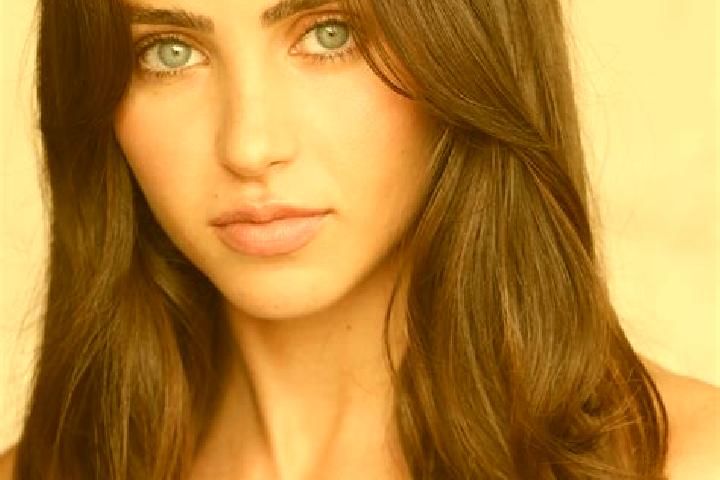 Avery, 26, a dark blonde brown-eyed latina companion based in Ballinroad. Offering BDSM, 69, Roleplay. Available for incall and outcall, overnight bookings a...