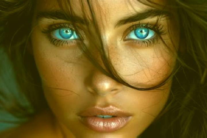 Avery, 26, a red blue-eyed middle eastern companion based in Bender. Offering BDSM, Tantra, Roleplay. Available for incall and outcall, day and evening dates.