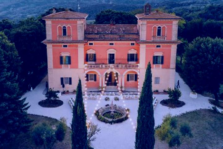 Avery, 26 — Escort in Castellina Marittima, Italy