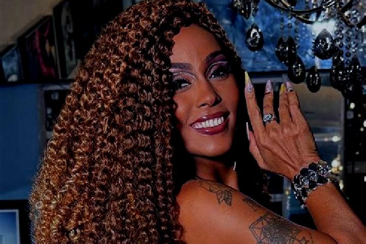 Avery, 26 — Escort in Joao Pinheiro, Brazil