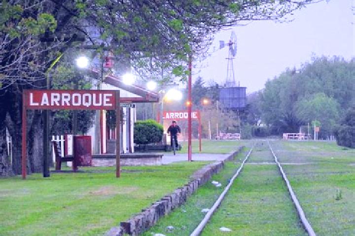 Avery, 26 — Escort in Larroque, Argentina