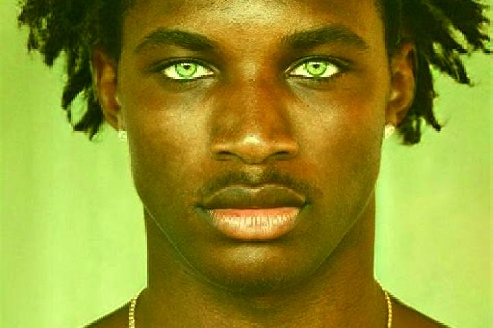 Avery, 27, a black green-eyed mixed companion based in Esponella. Offering Striptease, Domination, Roleplay, Couples. Available for incall and outcall, overn...
