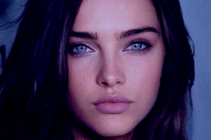 Avery, 27, a brunette brown-eyed caucasian companion based in Uvat. Offering CIM, Massage, Deep French Kissing. Available for incall and outcall, day and eve...