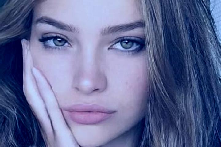 Avery, 27, a brunette brown-eyed indian companion based in Kalinovik. Offering 69, Deep French Kissing, GFE, Duos, Girlfriend Experience. Available for incal...