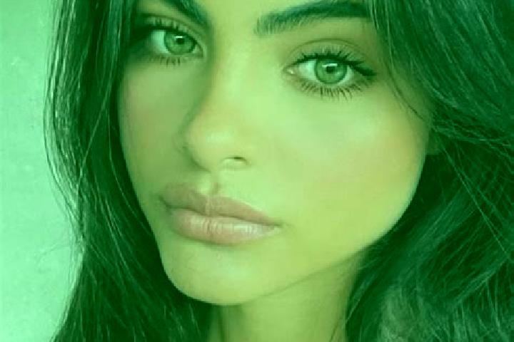 Avery, 27, a brunette dark-eyed european companion based in Heybeliada. Offering Party Girl, Prostate Massage, Roleplay, Striptease. Available for incall and...