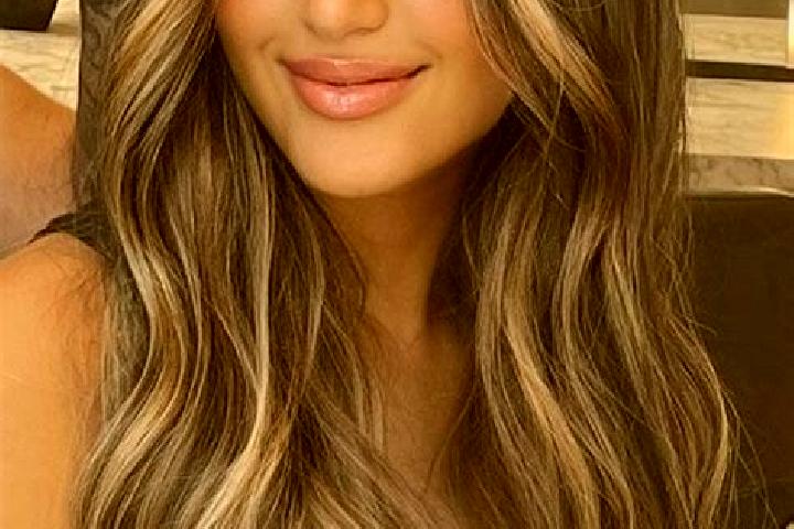 Avery, 27, a dark blonde grey-eyed latina companion based in Villa Cuauhtemoc. Offering Prostate Massage, Fetish, Tantra, Dinner Date. Available for incall a...