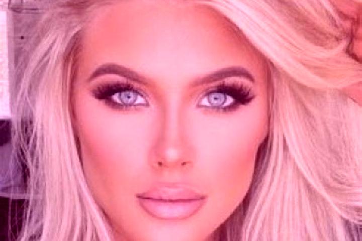 Avery, 27, a platinum blonde dark-eyed asian companion based in Guanba. Offering CIM, Tantra, Massage. Available for incall and outcall, overnight bookings a...
