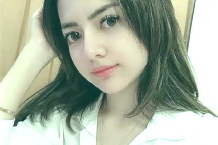 Avery, 27 — Escort in Cibebek, Indonesia