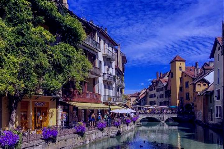 Avery, 27 — Escort in Noailles, France