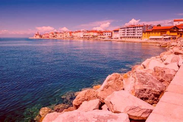 Avery, 27 — Escort in Piran, Slovenia