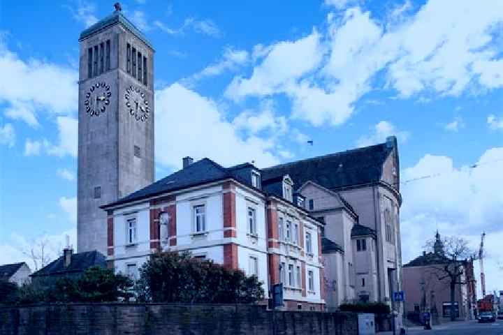Avery, 27 — Escort in Reichartshausen, Germany