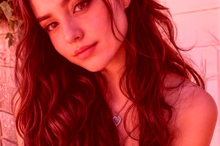 Avery, 28, a auburn hazel-eyed middle eastern companion based in Vaux-sur-Vienne. Offering Erotic Massage, Travel Companion, GFE, Dinner Date. Available for ...