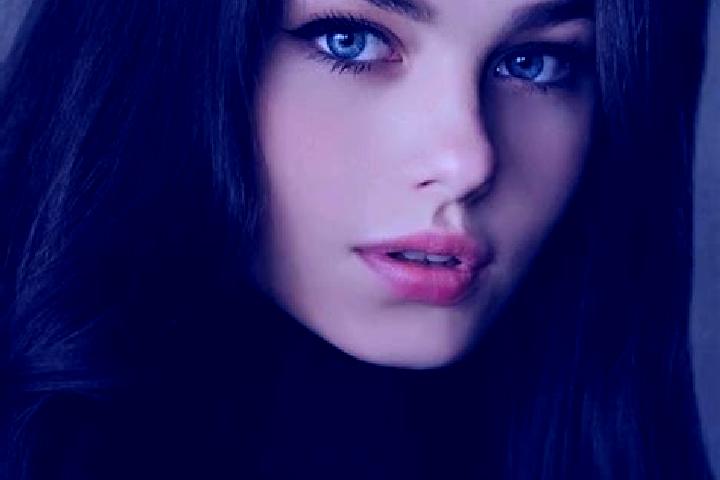 Avery, 28, a black grey-eyed slavic companion based in Pakwach. Offering Party Girl, Fetish, BDSM. Available for incall and outcall, day and evening dates.