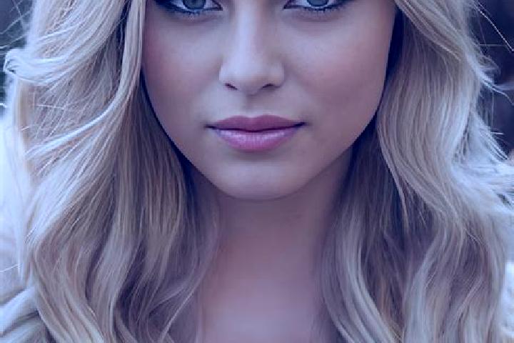 Avery, 28, a blonde grey-eyed middle eastern companion based in Black Earth. Offering Deep French Kissing, A-Level, Fetish. Available for incall and outcall,...