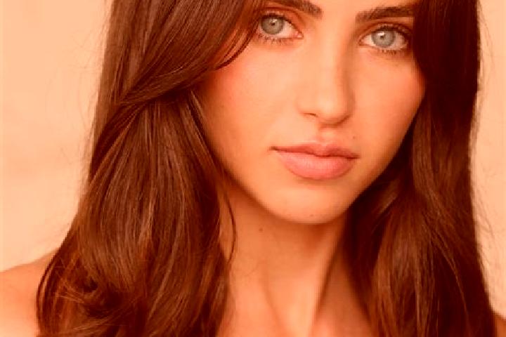 Avery, 28, a brunette amber-eyed caribbean companion based in Yolmeh Salian. Offering Dinner Date, Striptease, Erotic Massage, 69. Available for incall and o...