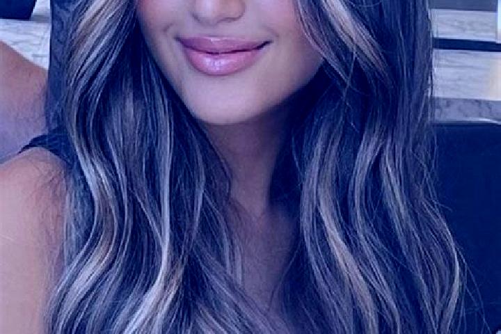 Avery, 28, a dark blonde brown-eyed caucasian companion based in Lunca Frumoasa. Offering Party Girl, OWO, CIM. Available for incall and outcall, day and eve...