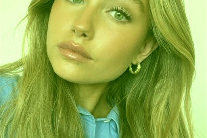 Avery, 28, a dark blonde green-eyed ebony companion based in Gladstone Park. Offering Girlfriend Experience, Tantra, Erotic Massage. Available for incall and...