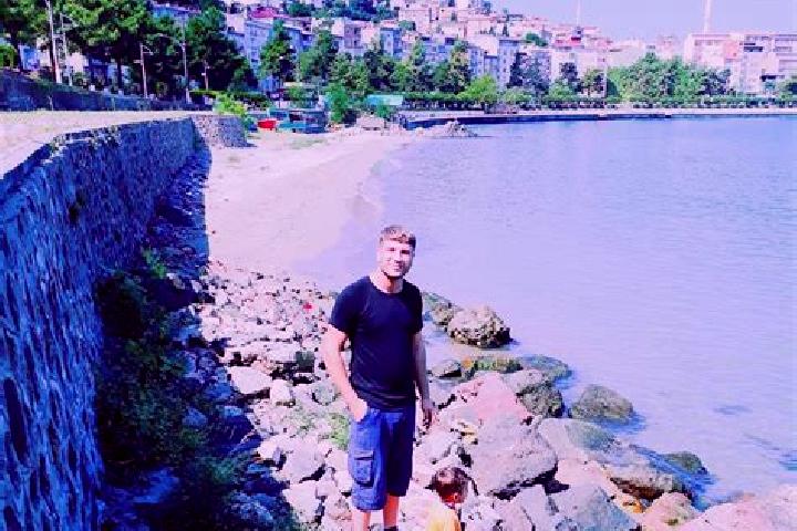 Avery, 28 — Escort in Bozan, Turkey
