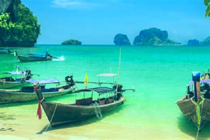 Avery, 28 — Escort in Non Kho, Thailand