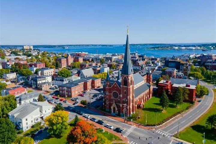 Avery, 28 — Escort in South Portland, United States