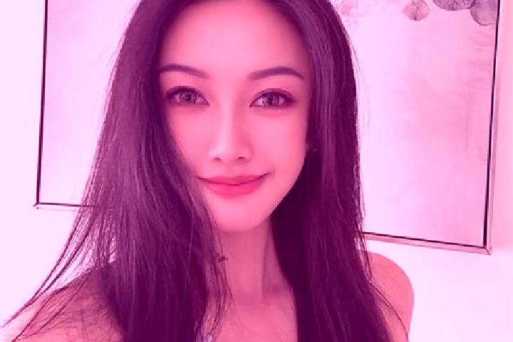 Avery, 28 — Escort in Yaohua, China