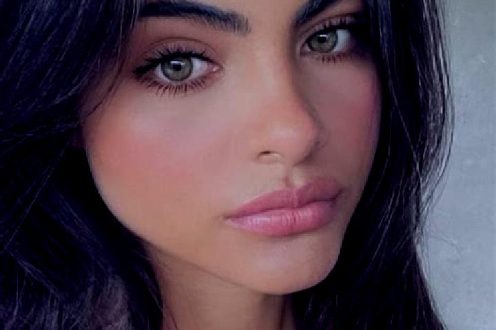 Avery, 29, a brunette green-eyed caucasian companion based in Meteti. Offering Dinner Date, Fetish, OWO. Available for incall and outcall, overnight bookings...